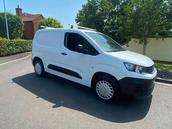 Peugeot Partner Panel Van 1.5 BlueHDi 1000 Professional Standard Panel Van SWB Euro 6 5dr