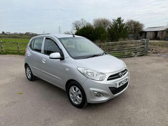 2012 I10 1.2 ACTIVE AUTO EURO 5 5DR 15 PHOTOS HYUNDAI I10 1.2 ACTIVE... photo