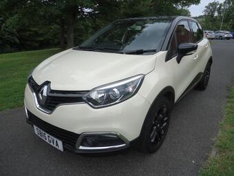Renault Captur SUV 0.9 TCe ENERGY Dynamique MediaNav Euro 5 (s/s) 5dr