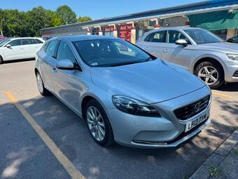 Volvo V40 Hatchback 2.0 D3 SE Lux Geartronic Euro 5 (s/s) 5dr