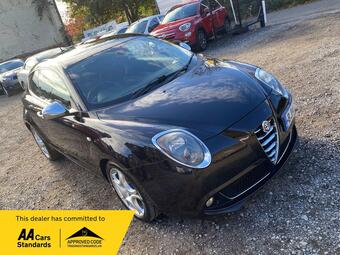 Alfa Romeo MiTo Hatchback 1.6 JTDM-2 Distinctive Euro 5 (s/s) 3dr