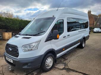 Ford Transit Minibus 2.2 TDCi 460 HDT Trend L4 H3 5dr (17 Seats)