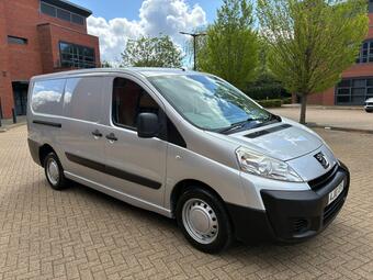 2010 PEUGEOT EXPERT 2.0 HDI L2 H1 4DR 12 PHOTOS PEUGEOT EXPERT 2.0 HDI L2... photo
