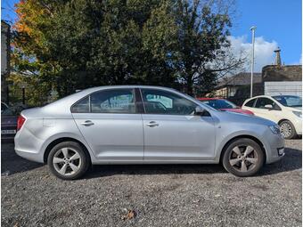 Skoda Rapid Hatchback 1.6 TDI SE Euro 5 5dr
