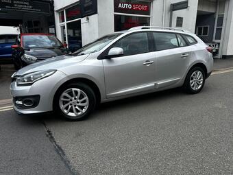 Renault Megane Estate 1.5 dCi ENERGY Dynamique TomTom Sport Tourer Euro 5 (s/s) 5dr