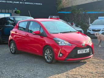 2017 TOYOTA YARIS 1.5 VVT I ICON CVT EURO 6 5DR 15 PHOTOS TOYOTA YARIS... photo
