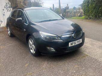 Vauxhall Astra Hatchback 1.4 16v SRi Euro 5 5dr