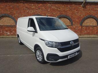 Volkswagen Transporter Panel Van 2.0 TDI T28 Highline FWD SWB Euro 6 (s/s) 5dr