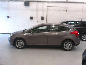 Ford Focus Hatchback 1.0T EcoBoost Titanium Euro 5 (s/s) 5dr