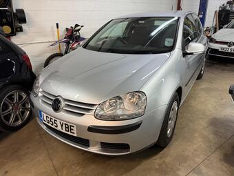 2005 GOLF 1.4 FSI S HATCHBACK 3DR PETROL MANUAL 156 G KM, 89 BHP... photo