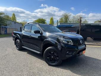 Nissan Navara Pickup 2.3 dCi N-Guard Auto 4WD Euro 6 4dr
