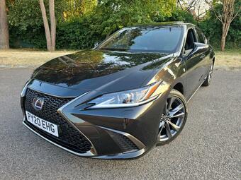 Lexus ES Saloon 2.5 300h F Sport E-CVT Euro 6 (s/s) 4dr