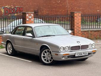 Jaguar XJ 3.2 XJ8 Executive 4dr