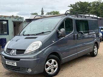 Renault Trafic 2.0 dCi LL29 Sport Crew Van L3 H1 4dr (Phase 3, 6 Seats)