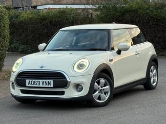 MINI Hatch 1.5 One Classic Euro 6 (s/s) 3dr