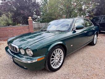 Jaguar XJ 2.7 TDVi Executive 4dr