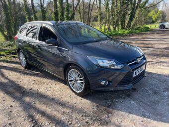 Ford Focus 1.0T EcoBoost Zetec Euro 5 (s/s) 5dr