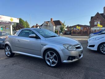 Vauxhall Tigra 1.4i 16v Exclusiv 2dr (a/c)