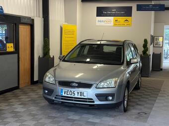 Ford Focus 2.0 Ghia 5dr