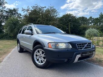 Volvo XC70 2.4 D5 SE Lux Geartronic AWD 5dr