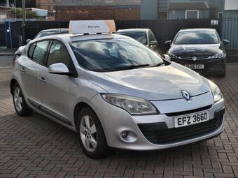 Renault Megane 1.6 16V Dynamique Euro 5 5dr