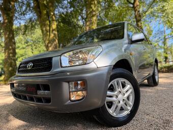 Toyota RAV4 2.0 VVT-i GX 4WD 5dr