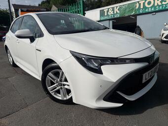Toyota Corolla 1.8 VVT-h Icon Tech CVT Euro 6 (s/s) 5dr