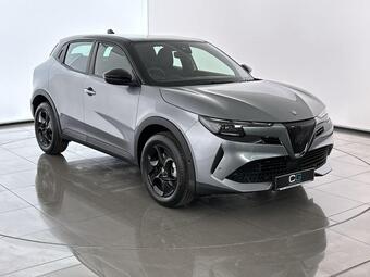 Alfa Romeo Junior 1.2 MHEV Ibrida e-DCT Euro 6 (s/s) 5dr