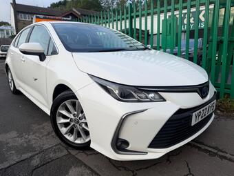 Toyota Corolla 1.8 VVT-h Icon Tech CVT Euro 6 (s/s) 4dr