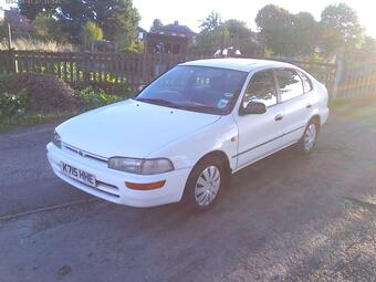 Toyota Corolla 1.3 GLi 5dr