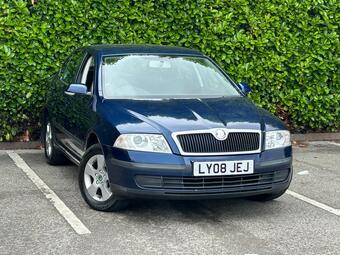 Skoda Octavia 1.6 FSI Ambiente Euro 4 5dr