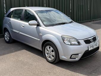 Kia Rio 1.5 CRDi 2 5dr