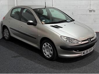 Peugeot 206 1.4 8v S 5dr (a/c)