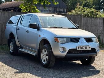 Mitsubishi L200 2.5 DI-D 4Life 4WD 4dr