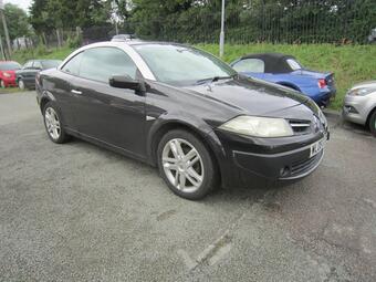 Renault MEGANE 1.9 dCi FAP Dynamique S 2dr