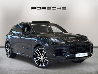 Porsche Cayenne 3.0 V6 E-Hybrid 25.9kWh Black Edition TiptronicS 4WD Euro 6 (s/s) 5dr