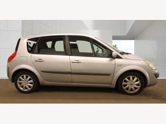 Renault Scenic 1.6 VVT Dynamique 5dr