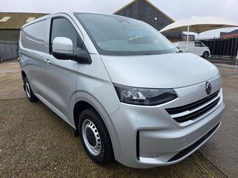 Volkswagen Transporter 2.0 TDI T28 Commerce Plus FWD SWB Euro 6 (s/s) 5dr
