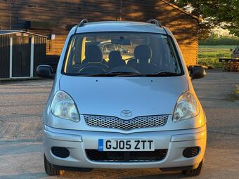 Toyota Yaris Verso 1.3 VVT-i T3 5dr