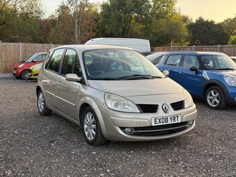 Renault Scenic 1.6 VVT Dynamique 5dr