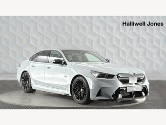 BMW M5 4.4 22.1kWh Steptronic xDrive Euro 6 (s/s) 4dr