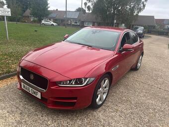 Jaguar XE 2.0d Portfolio Euro 6 (s/s) 4dr