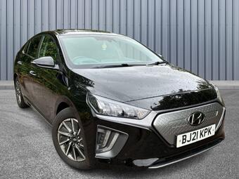 Hyundai IONIQ 38.3kWh Premium SE Auto 5dr
