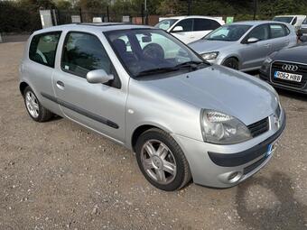 Renault Clio 1.4 16v Dynamique 3dr