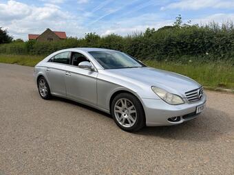 Mercedes-Benz CLS 3.0 CLS320 CDI Coupe 7G-Tronic 4dr