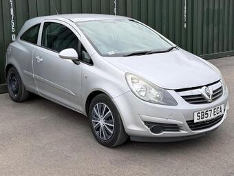 Vauxhall Corsa 1.2i 16v Club 3dr