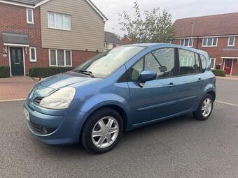 Renault Grand Modus 1.6 VVT Dynamique Auto Euro 4 5dr