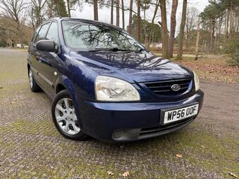 Kia Carens 2.0 GS 5dr