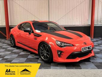 Toyota GT86 2.0 Boxer D-4S Club Series Orange Edition Euro 6 2dr