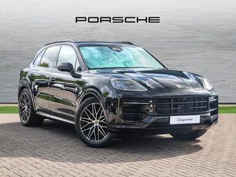 Porsche Cayenne 3.0 V6 E-Hybrid 25.9kWh Black Edition TiptronicS 4WD Euro 6 (s/s) 5dr